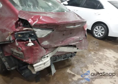 2017 Chrysler 200 Touring z USA, uszkodzony, nr VIN 1C3CCCFB5HN508241